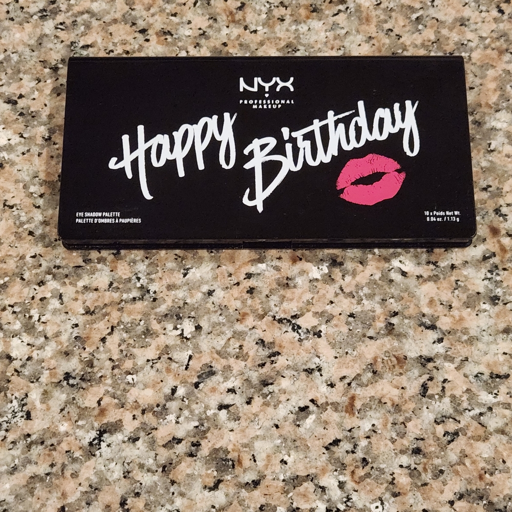 NYX Eyeshadow Palette